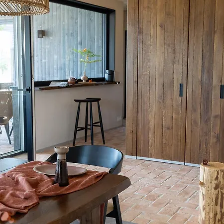 Gosciniec Jaroszewskie Wzgorze Bed & Breakfast