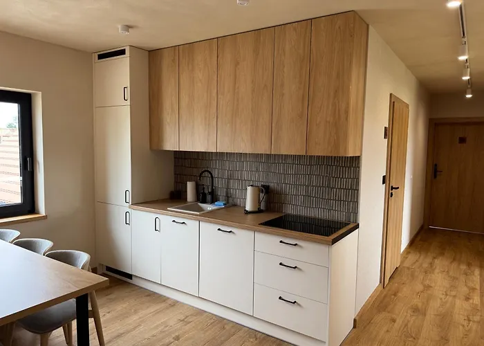 Gosciniec Jaroszewskie Wzgorze *