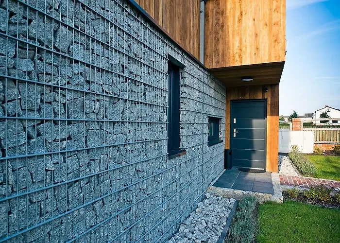 Gosciniec Jaroszewskie Wzgorze * Sierakow (Greater Poland)